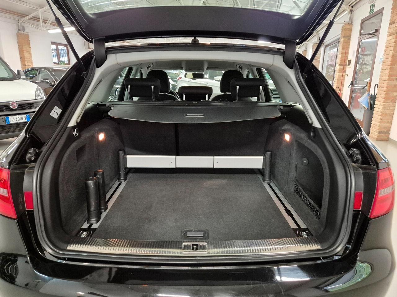 Audi A4 Avant 2.0 Aut. S.Line *Gancio traino* 177CV