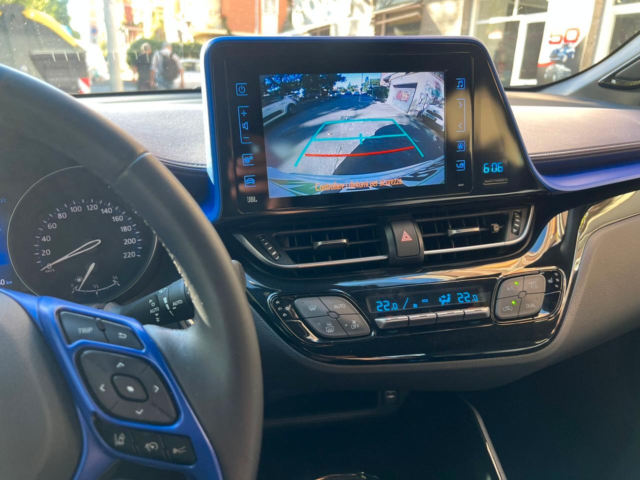 Toyota C-HR 1.8 Hybrid E-CVT Style