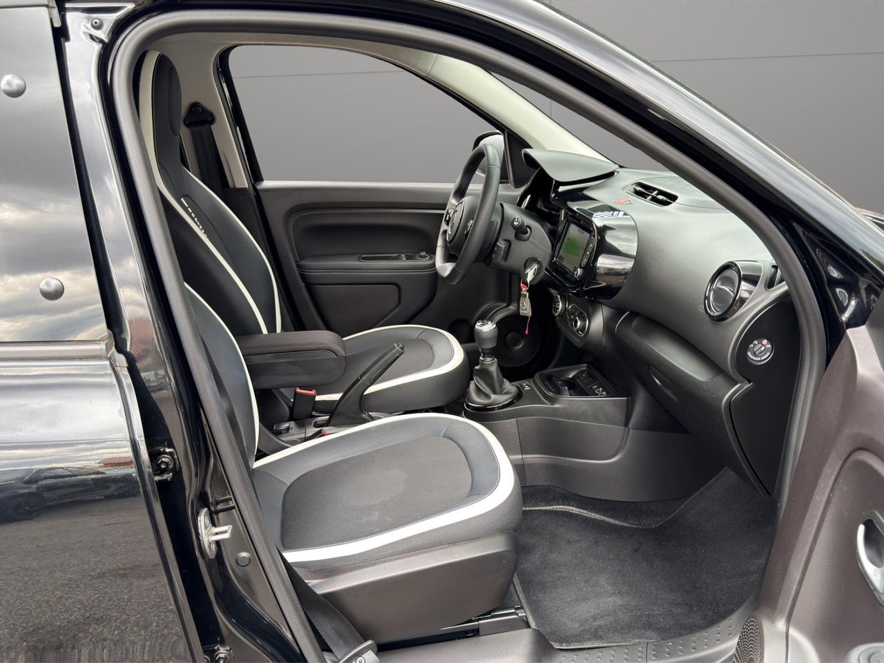 Renault Twingo 1.0 Urban Night - Unipro - Promo Finanziamento - Pari nuovo - Schermo Touch