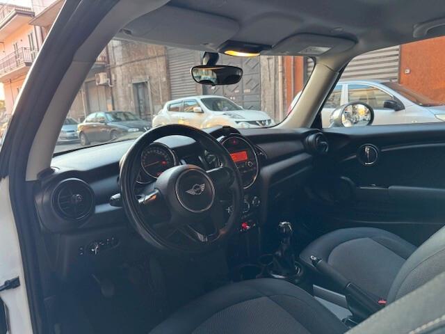 Mini Cooper 1.5 One D