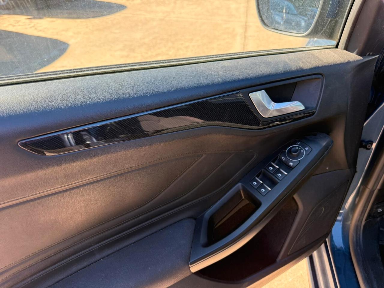 Ford Focus 1.0 EcoBoost Hybrid 125 CV 5p. ST-Line