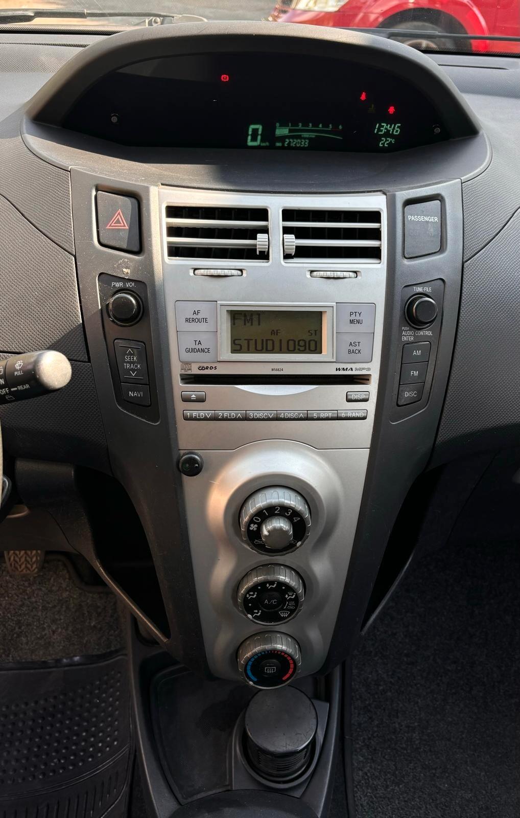 Yaris 1.4 D-4D 5 porte Navi
