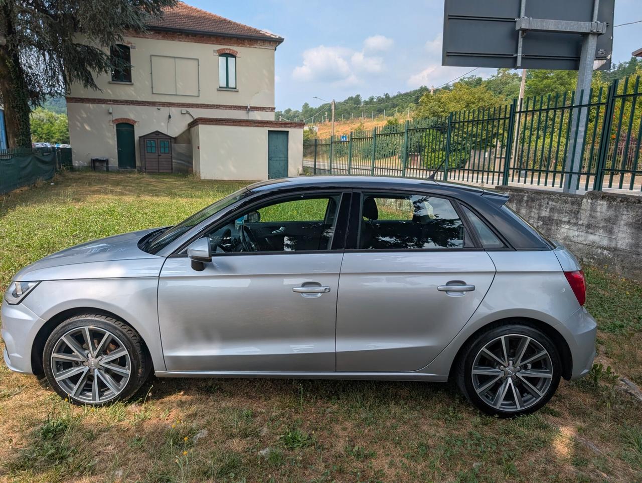 Audi A1 1.0 TFSI ultra Metal plus UNICO PROPRIETARIO OK NEOP.