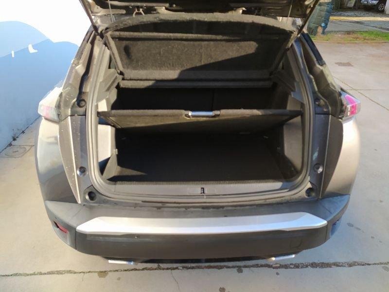 Peugeot 2008 130 EAT8 Active Pack Finanziato