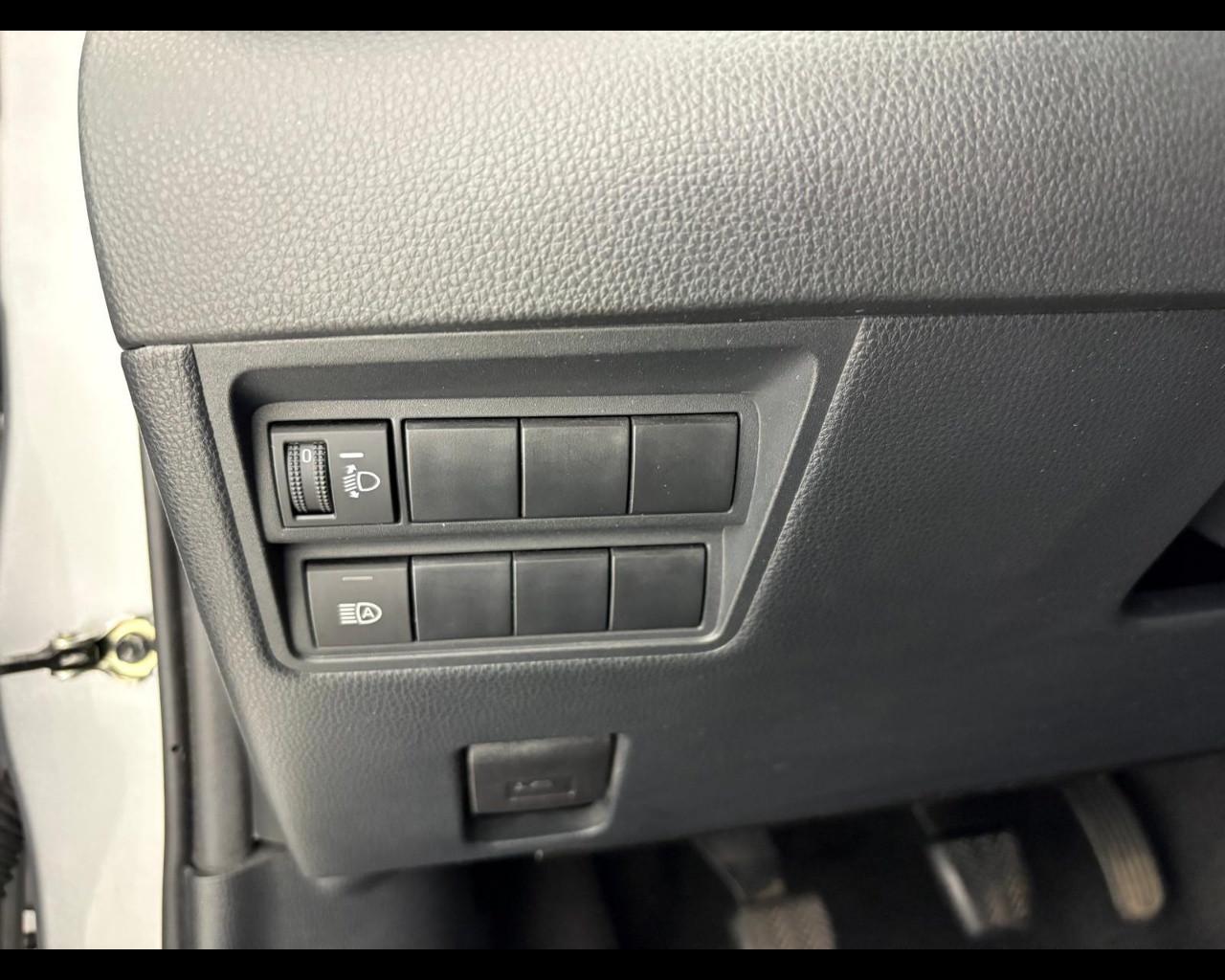 TOYOTA Yaris 1.0 Active