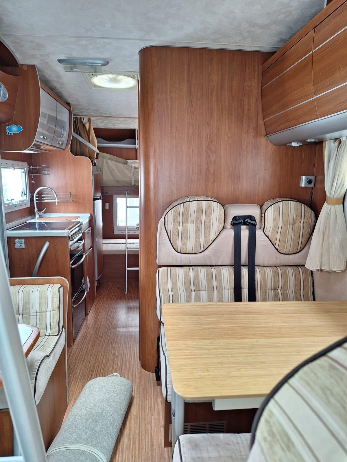 CAMPRE - Fiat Ducato 2.3 d. 130cv. 54.000km. Euro 4 bb.