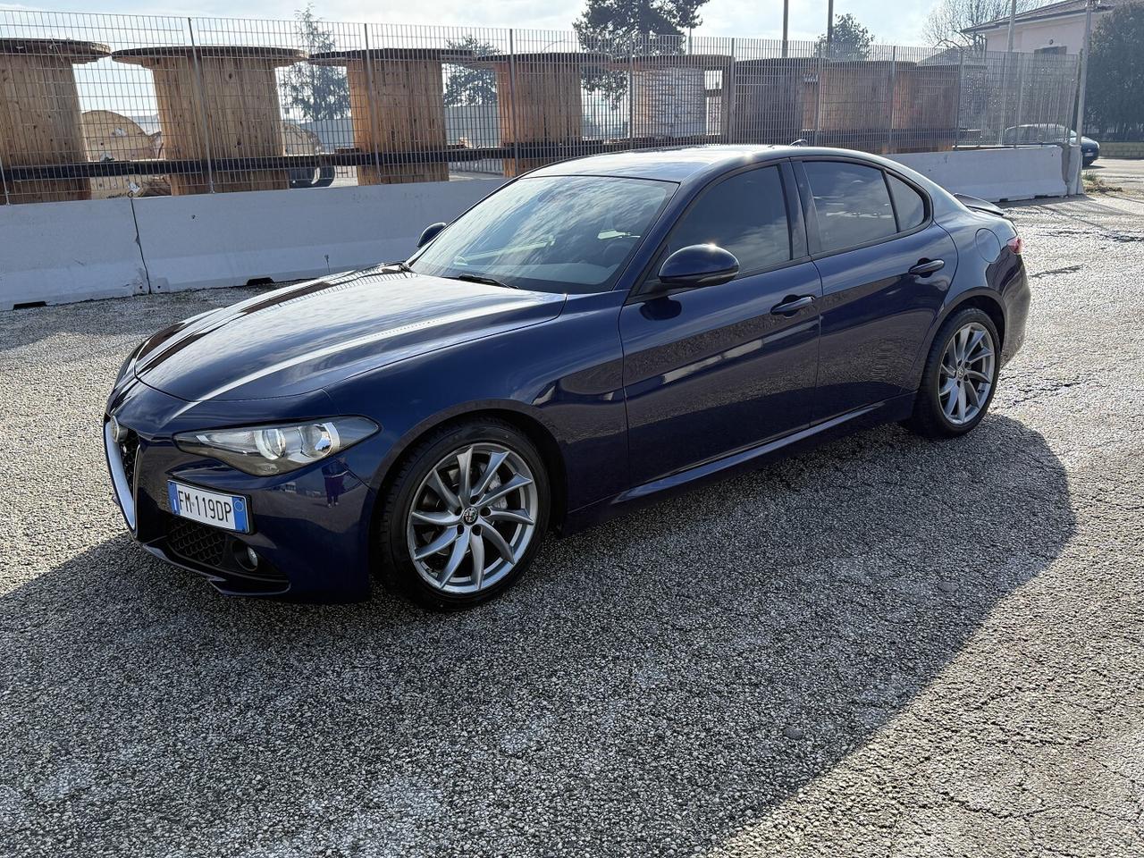 ALFAROMEO GIULIA 150CV NAVI CLIMA LED