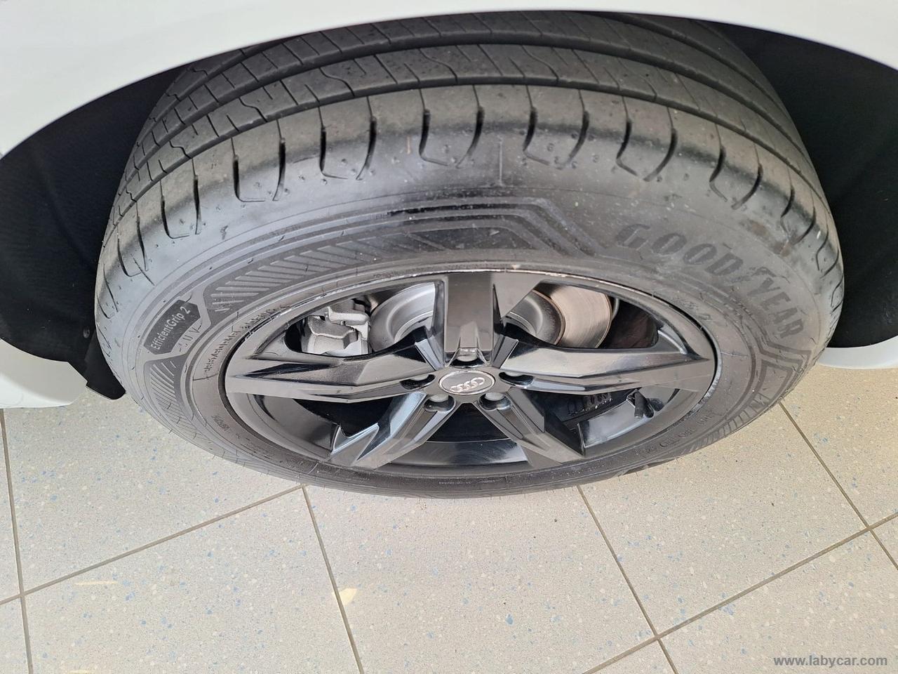 AUDI Q5 2.0 TDI quattro S tronic Business
