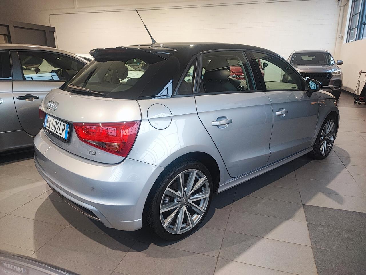 Audi A1 1.6 TDI S line edition plus