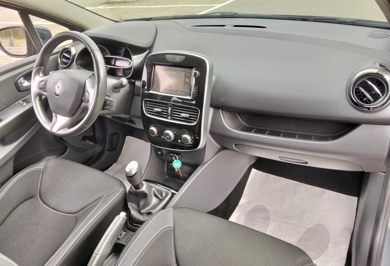 Renault Clio TCe 12V 75CV 5P Moschino*Navi*Camera*Euro 6
