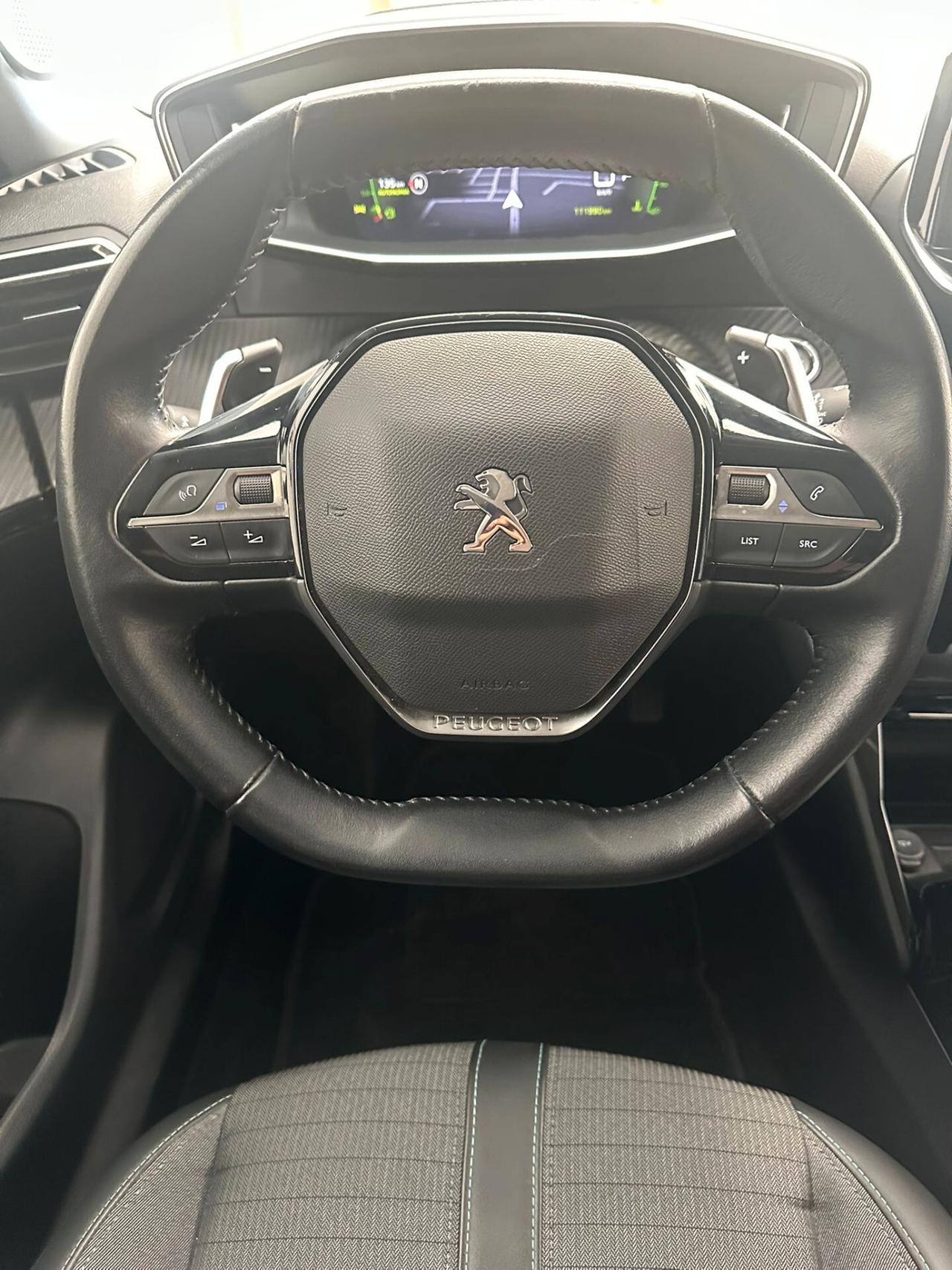 Peugeot 2008 BlueHDi 130 S&S EAT8 Allure