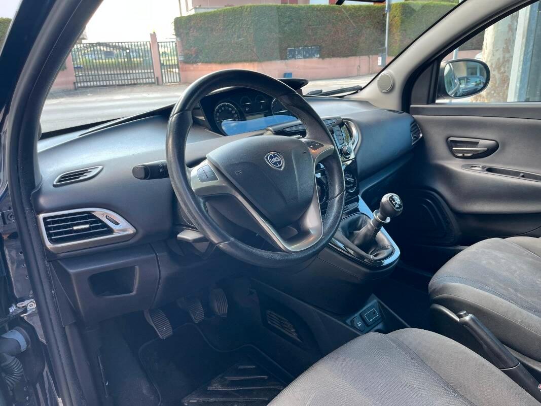 Lancia Ypsilon 1.2 Gold ecochic Gpl 69cv my19