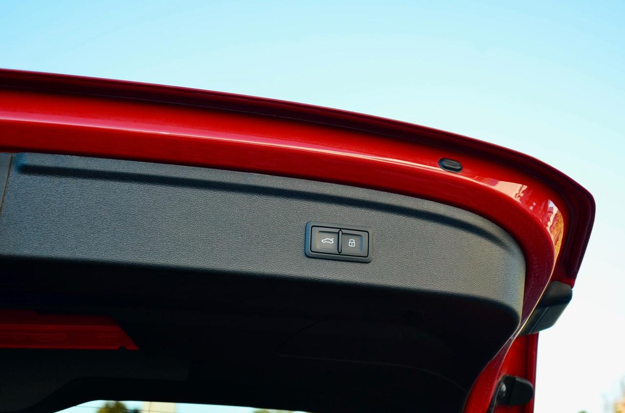 AUDI RS3 SPORTBACK 2.5 TFSI QUATTRO 400cv S-TRONIC, ECCELLENTI CONDIZIONI, SERVICE AUDI, TETTO, MATRIX, HI-FI BANG&OLUFSEN, DYNAMIC PACK, PERMUTE