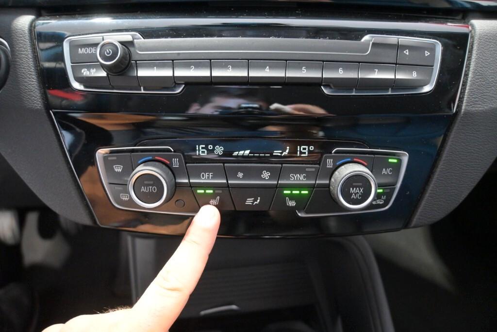 BMW X1 16D 115CV 6M. S-DRIVE BUSINESS ADVANTAGE ( CRUISE - PELLE - NAVI - PARK ASSISTANT - TELECAMERA POST. - CERCHI 17 )