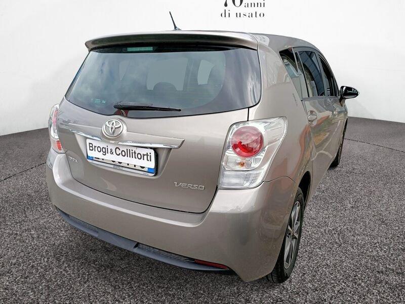 Toyota Verso 1.6 d-4d Active 7p.ti mt 1.6 D-4D Active 7 posti