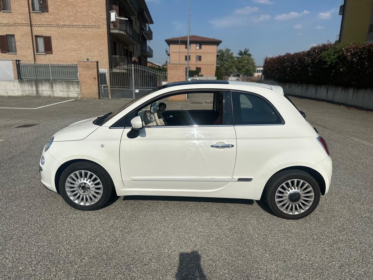 FIAT 500 BENZINA CAMBIO AUTOMATICO DA VEDERE