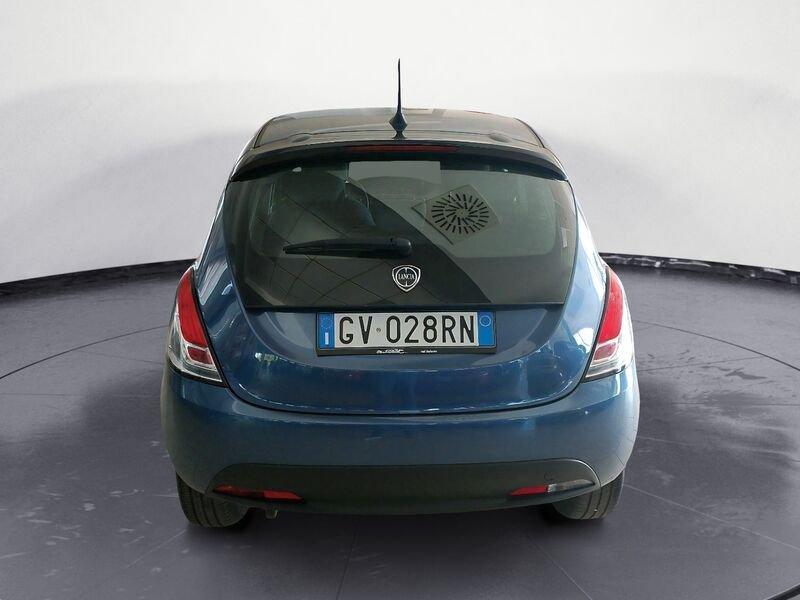 Lancia Ypsilon 3ª serie 1.0 FireFly 5 porte S&S Hybrid Oro