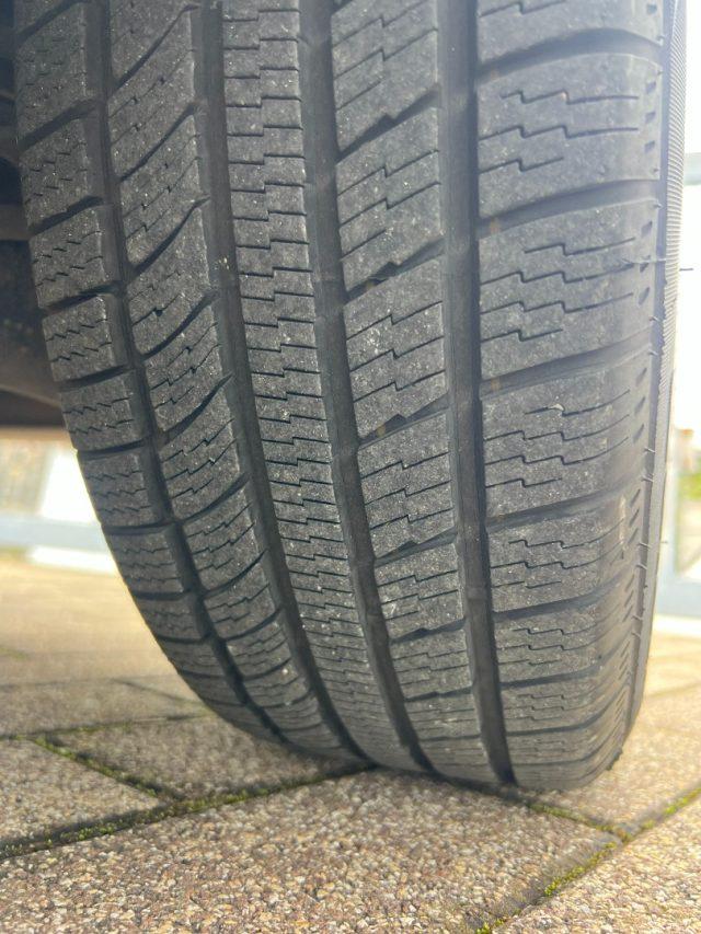 RENAULT Twingo TCe 90 CV Stop&Start Energy Lovely2