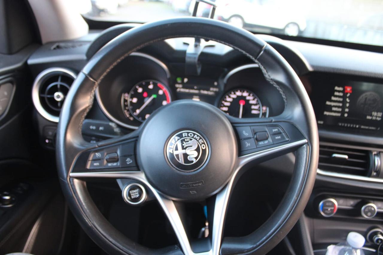 Alfa Romeo Stelvio Tua A SOLI 292€ al mese Anticipo Zero