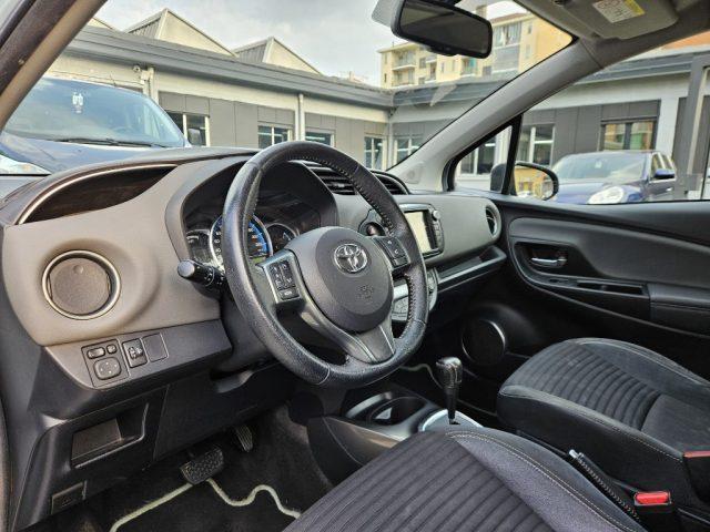 TOYOTA Yaris 1.5 Hybrid 5 porte by Glamour