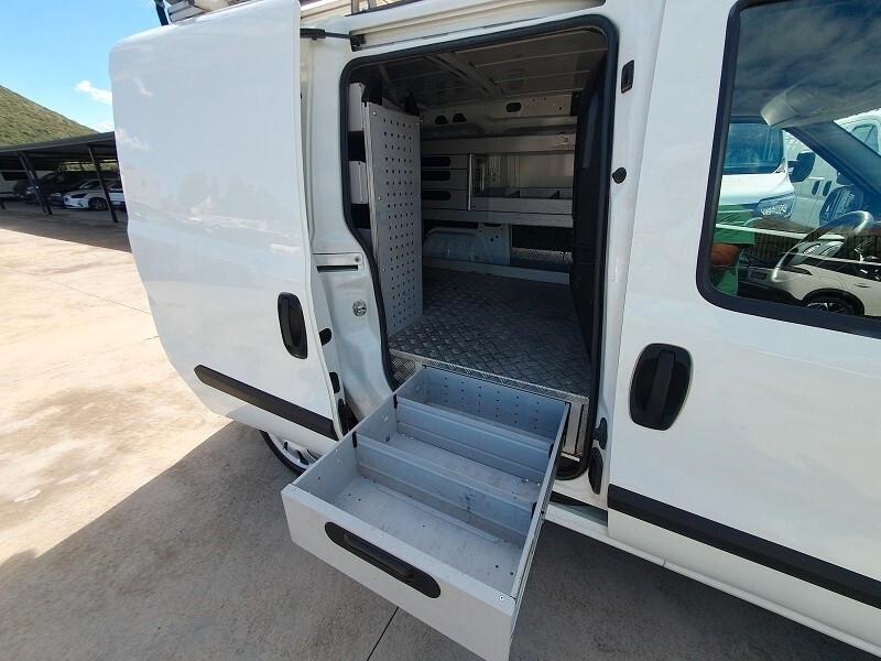 FIAT Doblò 1.6 MJT 105CV S&S Cargo SX Scaffali B&M