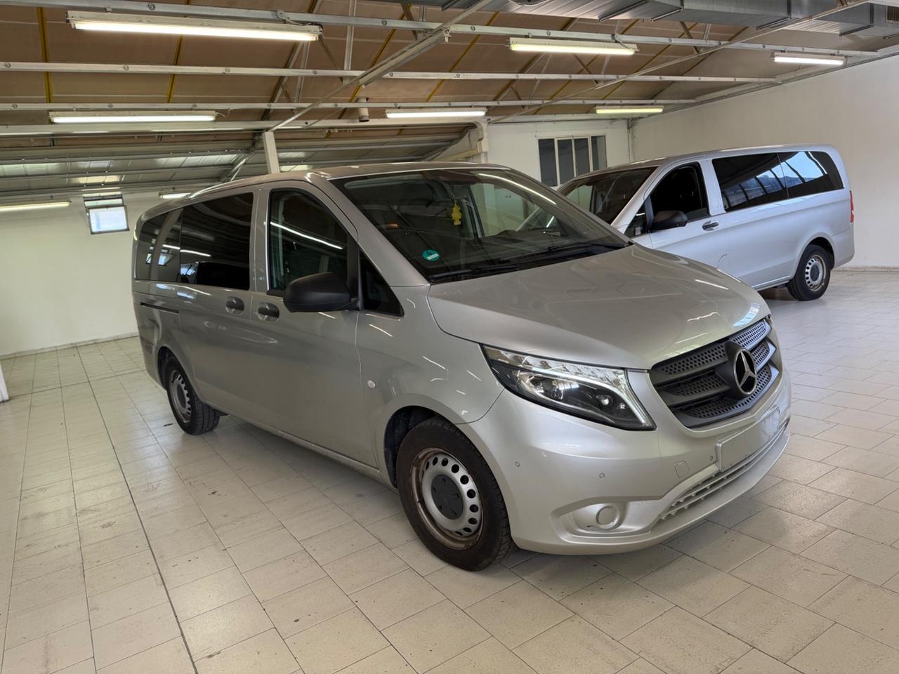 Mercedes-benz Vito 1.6 111 CDI PC-SL Tourer Select Long