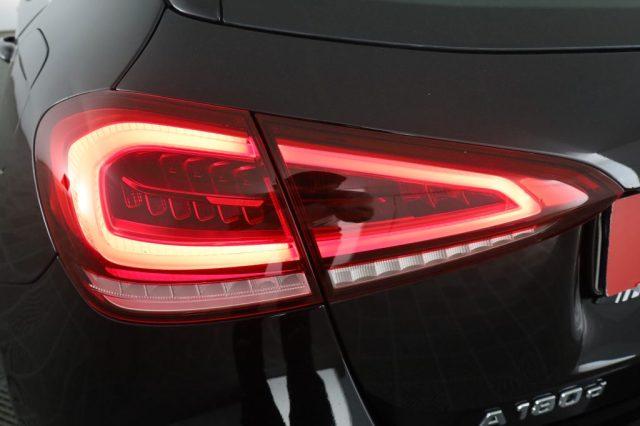 MERCEDES-BENZ A 180 A 180 d Automatic Business Extra