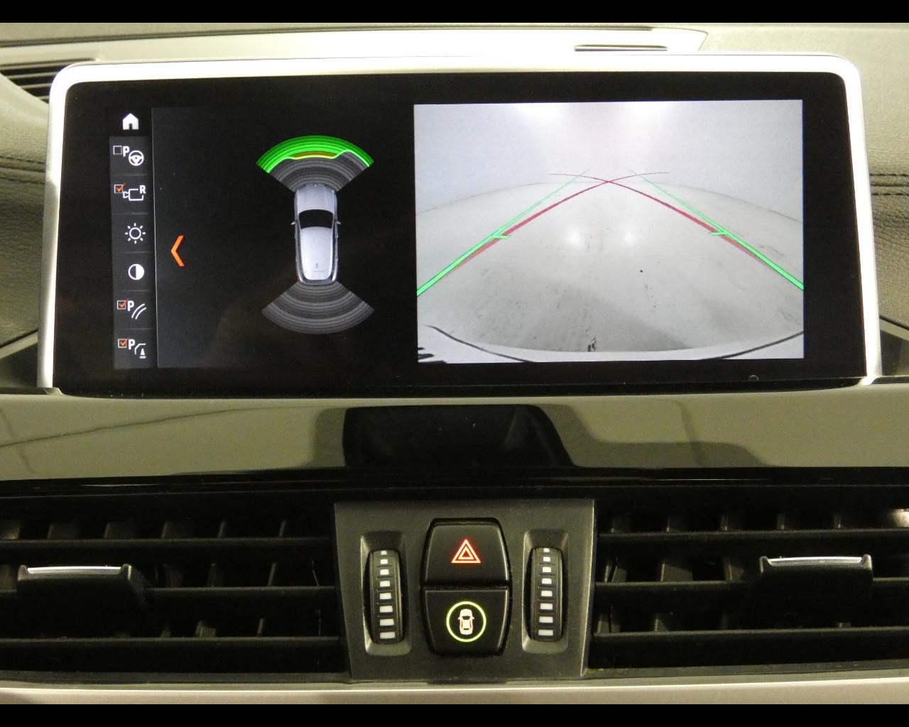 BMW X2 (F39) - X2 xDrive18d Business-X