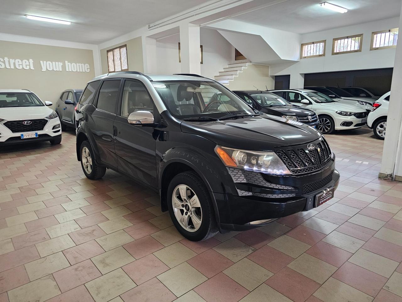Mahindra XUV500 2.2 16V AWD W8 N1