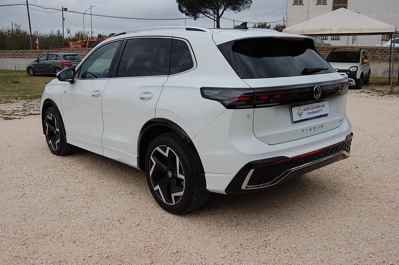 Volkswagen Tiguan 1.5 eTSI 150 CV ACT DSG R-Line