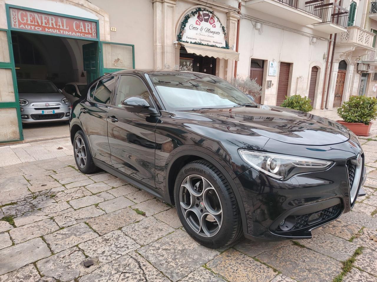 Alfa Romeo Stelvio 2.2 Turbodiesel 180 CV AT8 RWD Executive