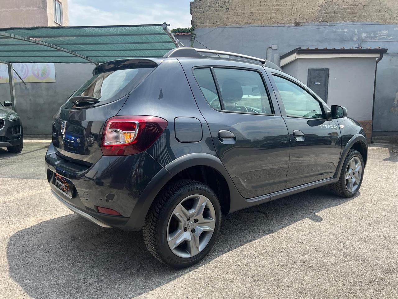 Dacia Sandero Stepway 0.9 tce (prestige) s Navi/Park/Bluetooth