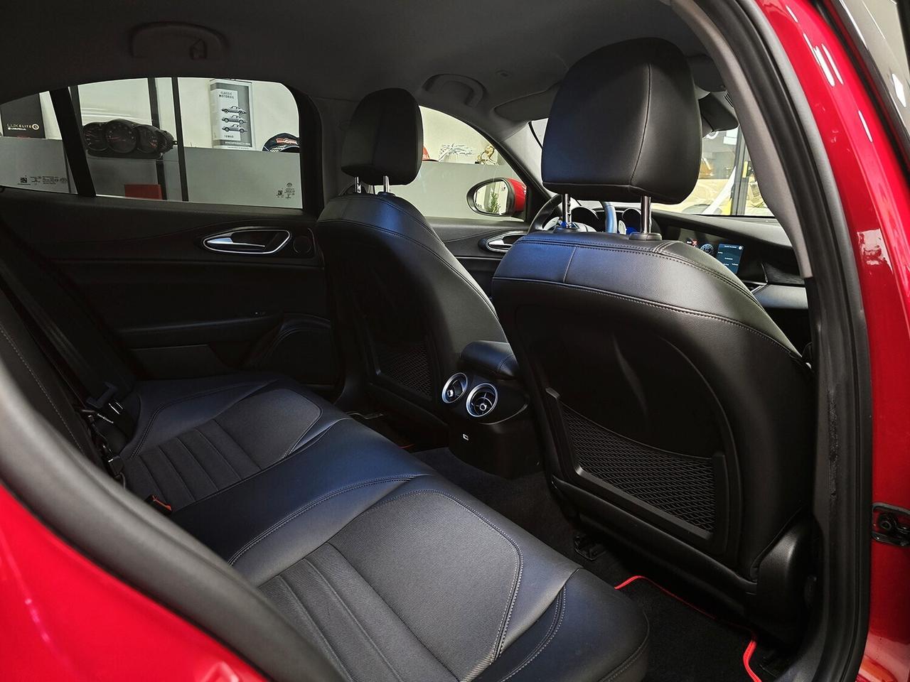 Alfa Romeo Giulia 2.2 T BUSINESS 190CV ROSSO ALFA_FATTURE_CARBONIO