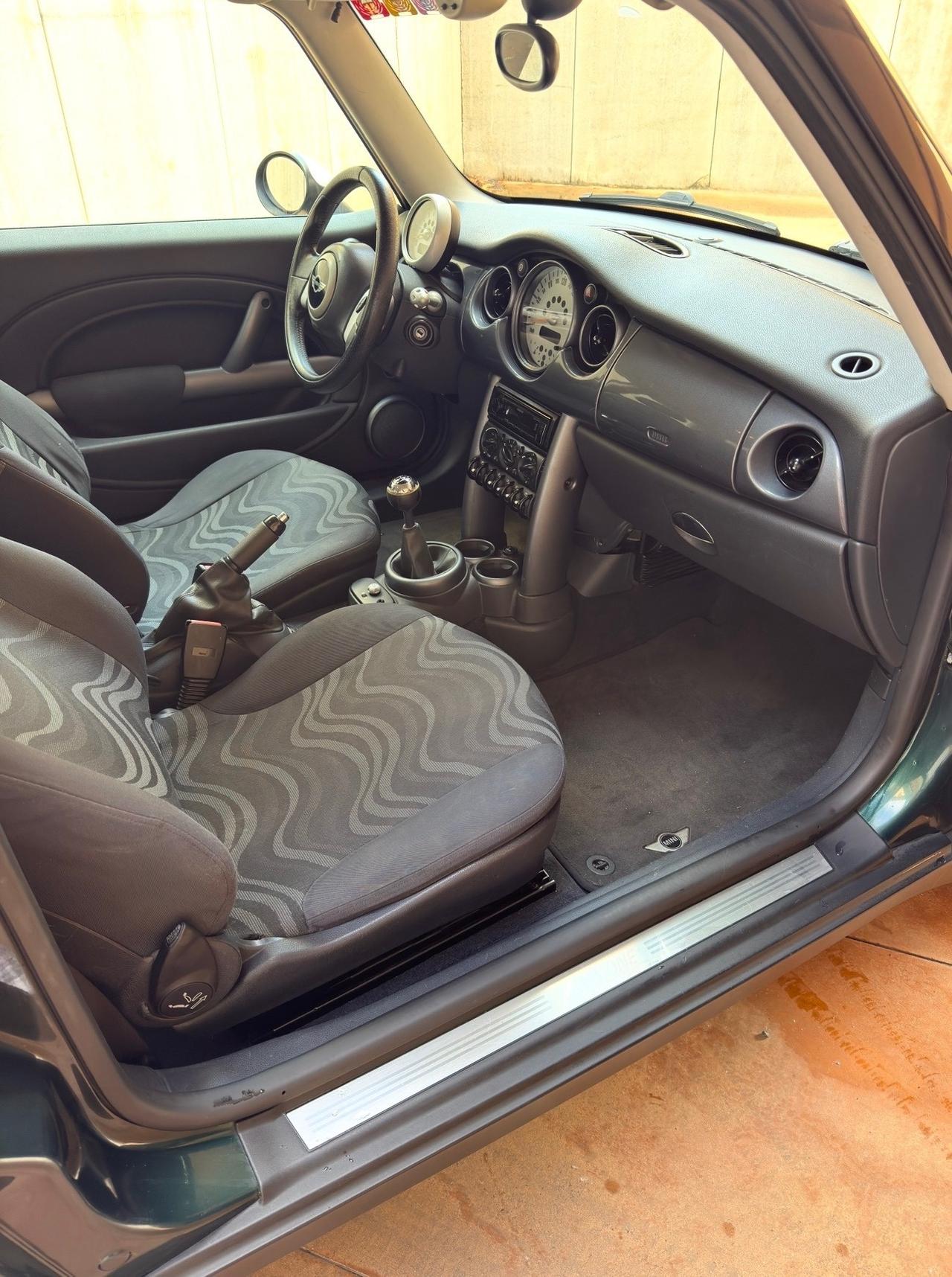 Mini 1.6 16V One de luxe