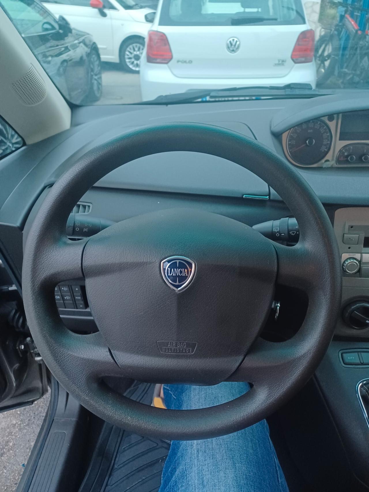 Lancia MUSA 1.4 BENZINA UNICO PROPRIETARIO 2010