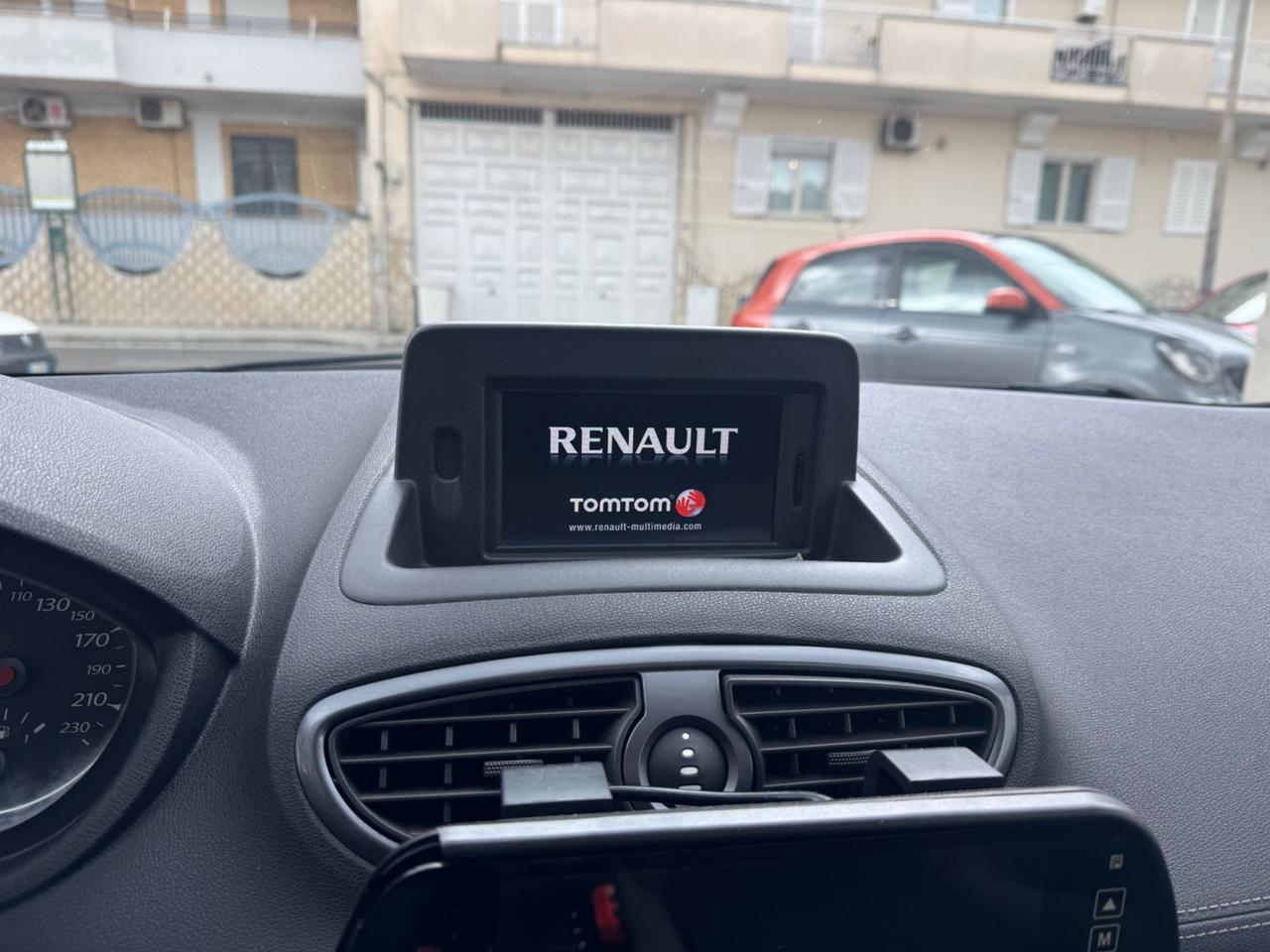 Renault Clio 1.2 GPL 75CV 20th 2011