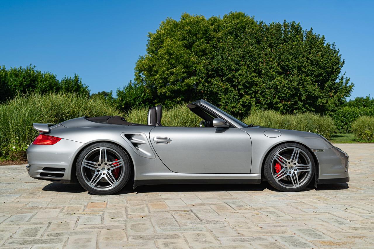 Porsche 997 (911) TURBO CABRIOLET TIPTRONIC - RDS01529