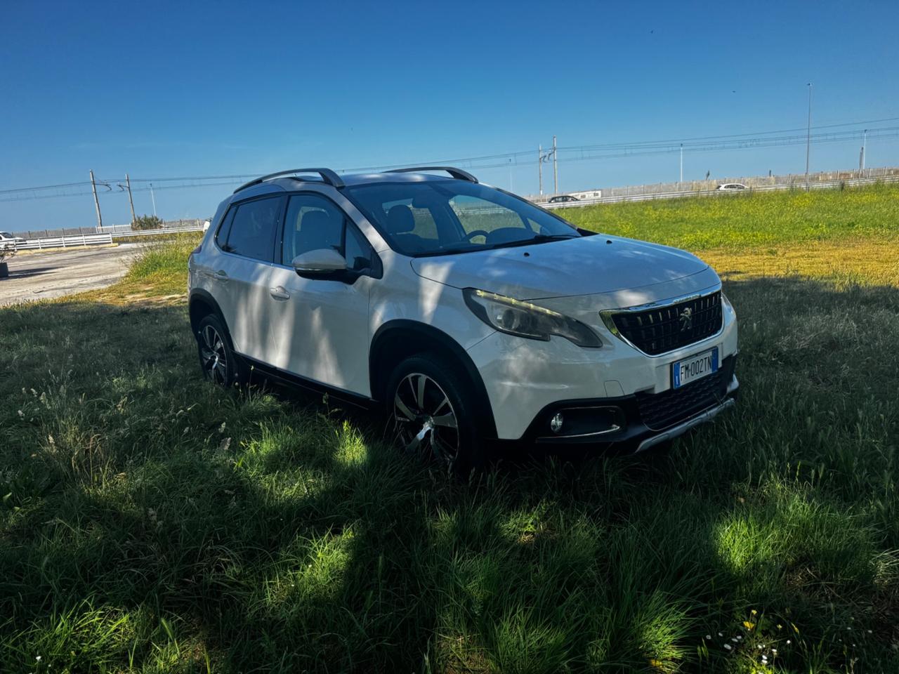 Peugeot 2008 BlueHDi 120 S&S Allure Neo P ok