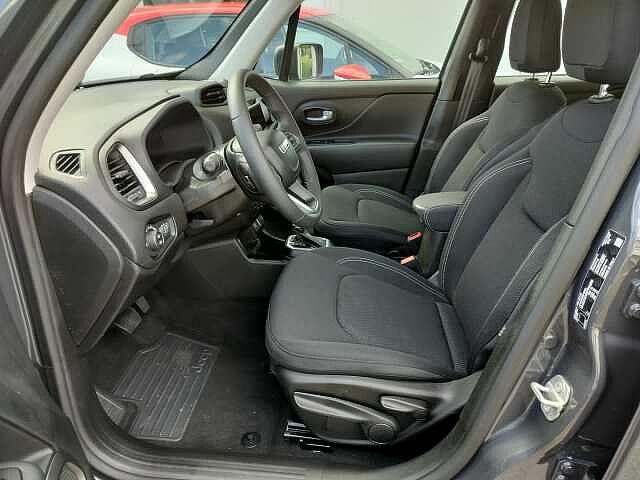 Jeep Renegade 1.5 Turbo T4 MHEV Summit