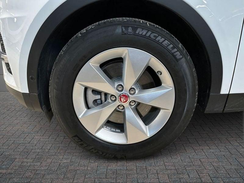 Jaguar E-Pace 2.0d i4 mhev SE awd 204cv auto