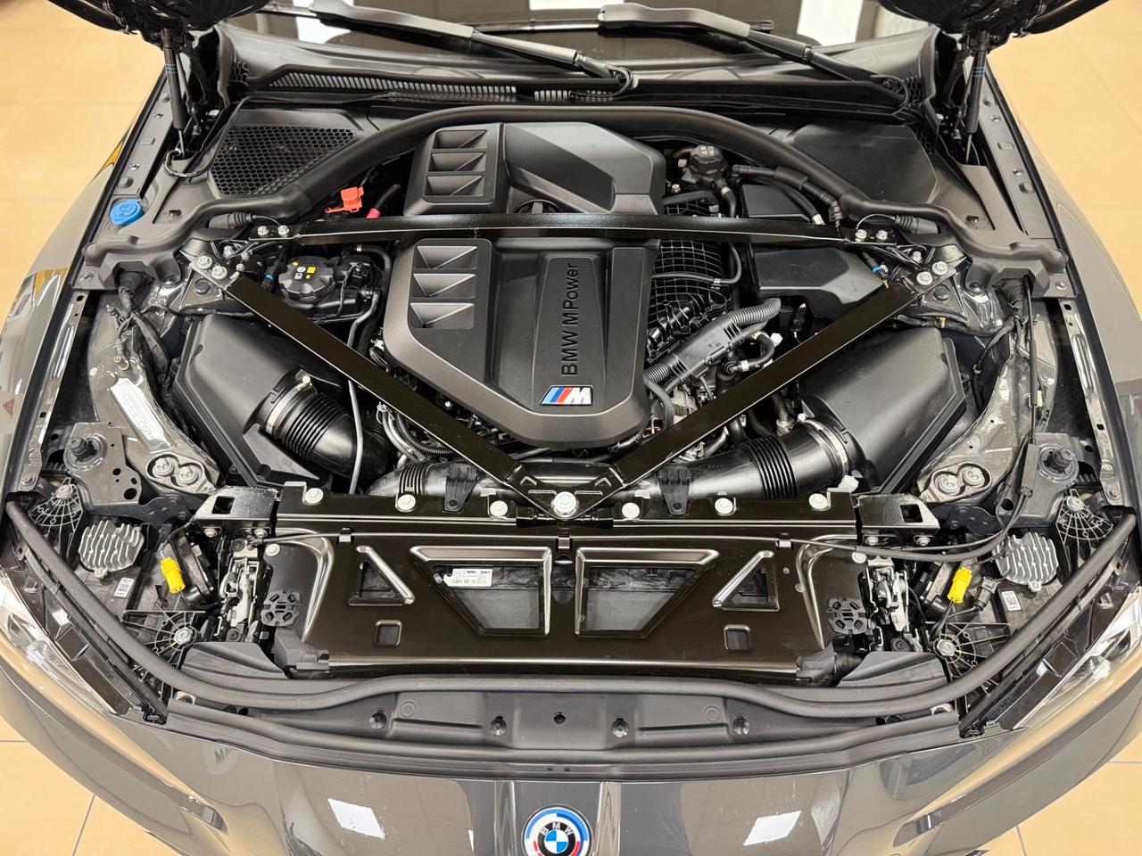 Bmw M4 Cabrio 3.0 Competition M xdrive auto 510 CV PERMUTE MOTO ROLEX BARCHE GOMMONI