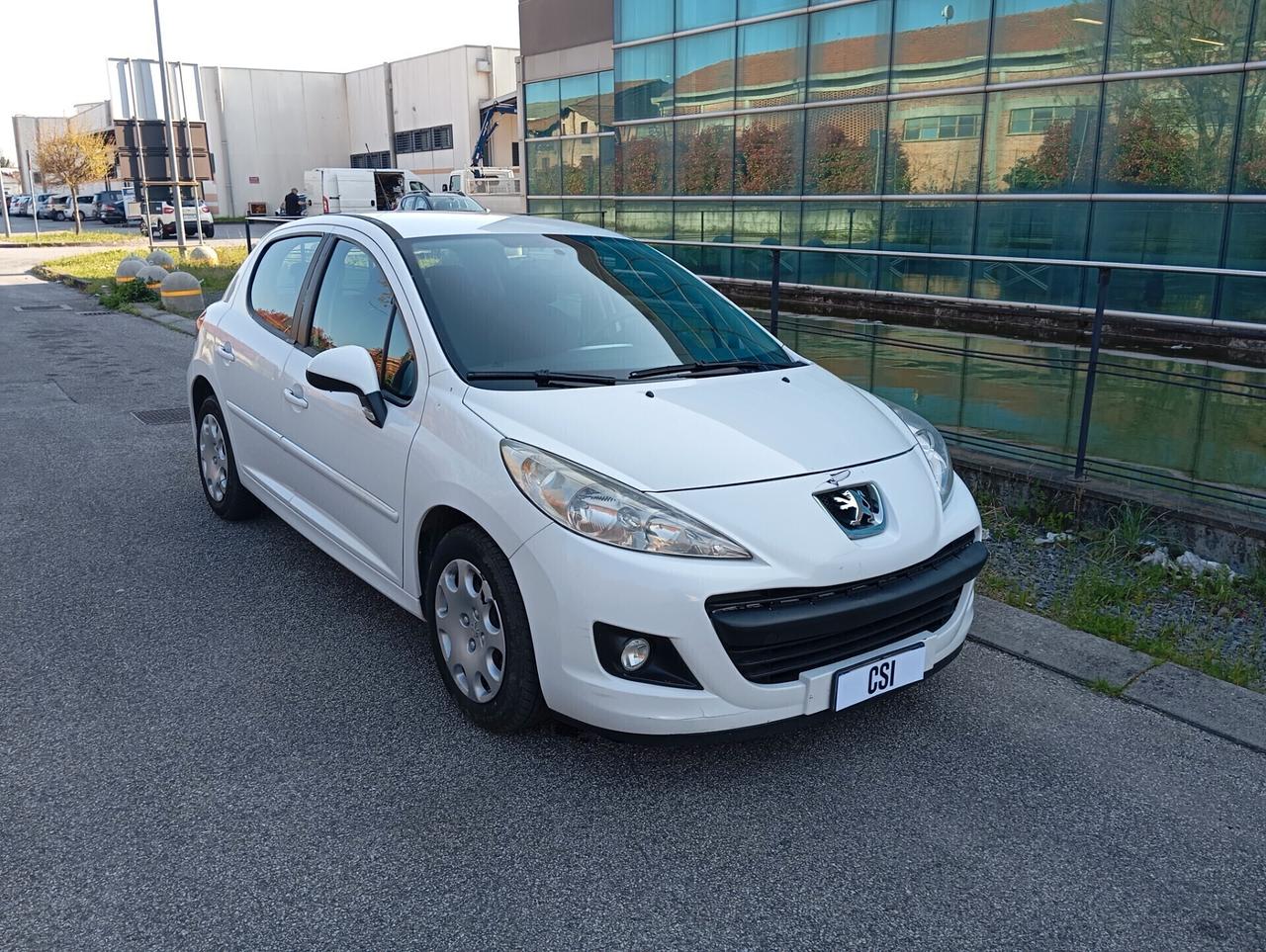Peugeot 207 1.4 HDi 70CV 5P. Energie