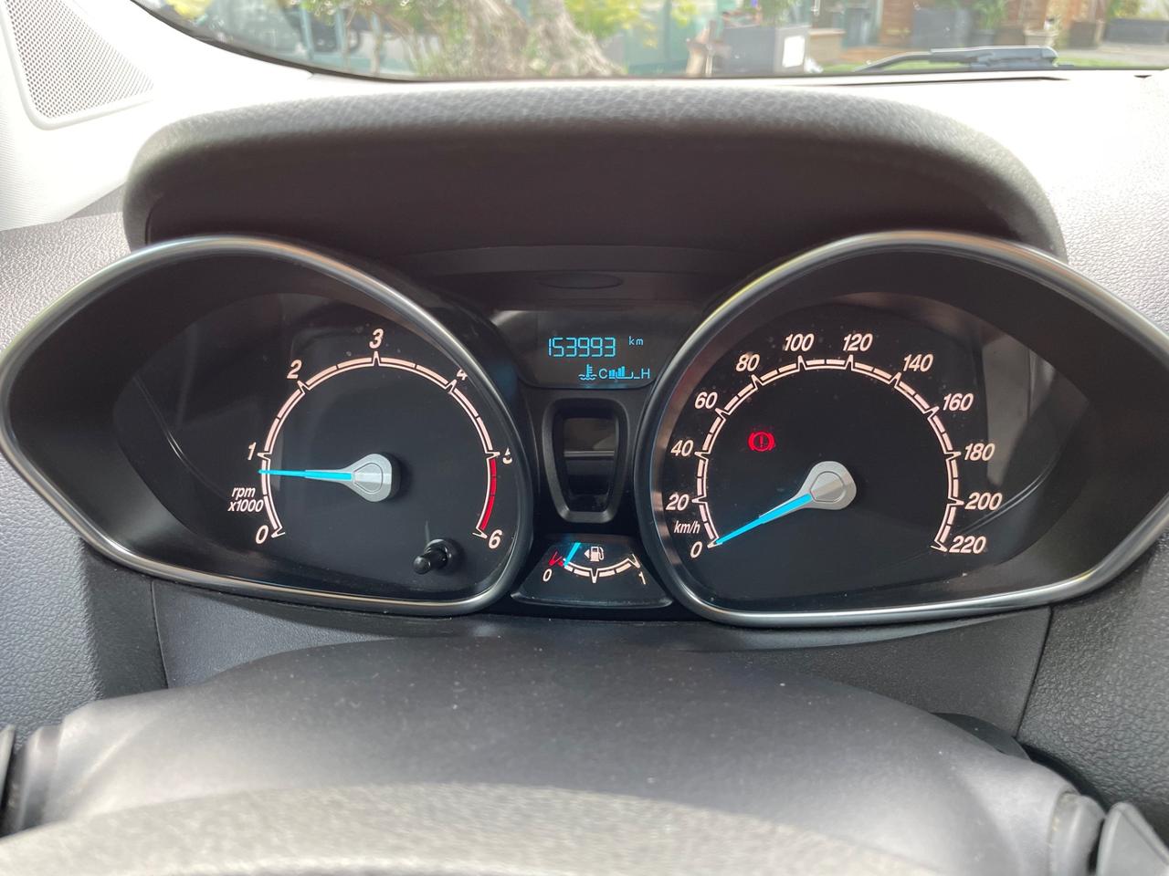 Ford Tourneo Courier 1.5 TDCI 100 CV Sport