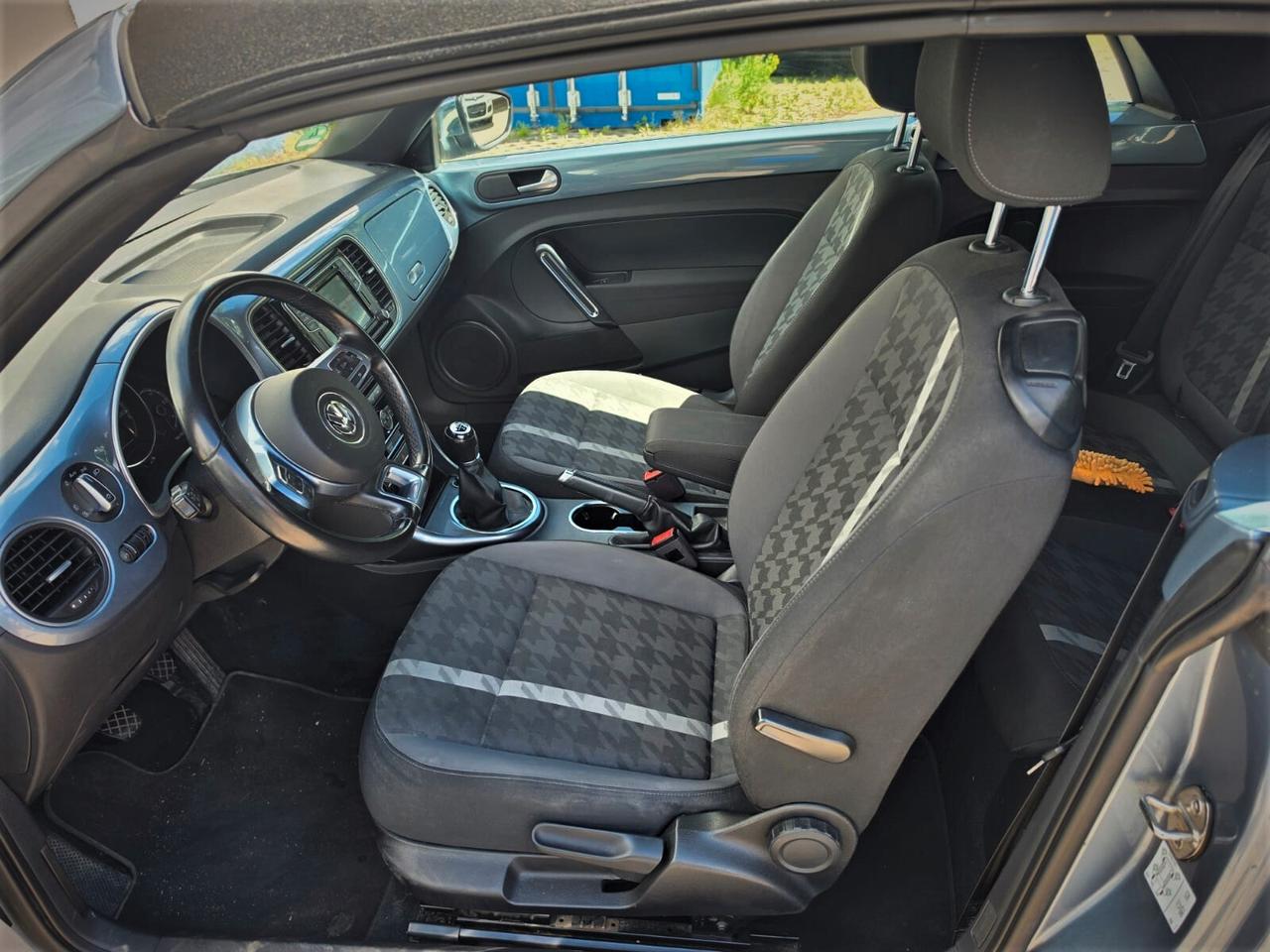 Volkswagen Maggiolino Cabrio 2.0 TDI 150 CV Sport BlueMotion Technology