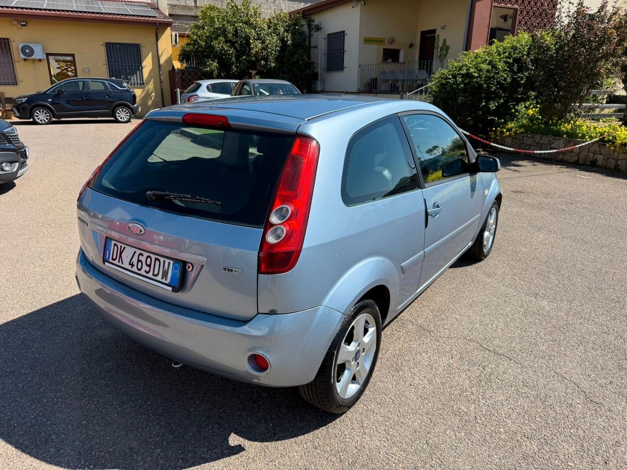 Ford Fiesta 1.4 TDCi 3p. Titanium