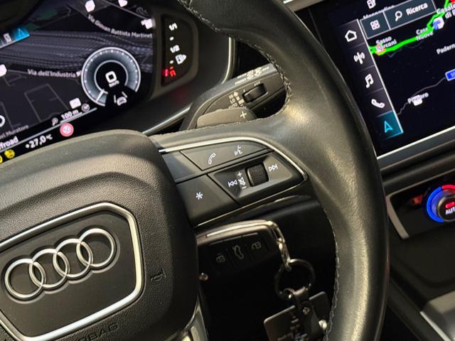 AUDI Q3 45 TFSI e S tronic S line edition