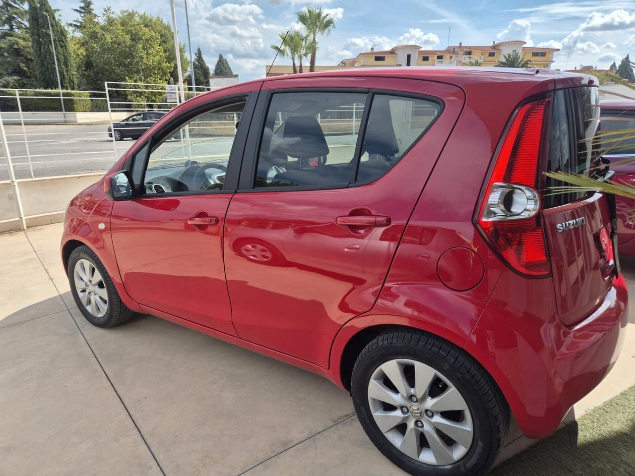 Suzuki Splash 1.0 L