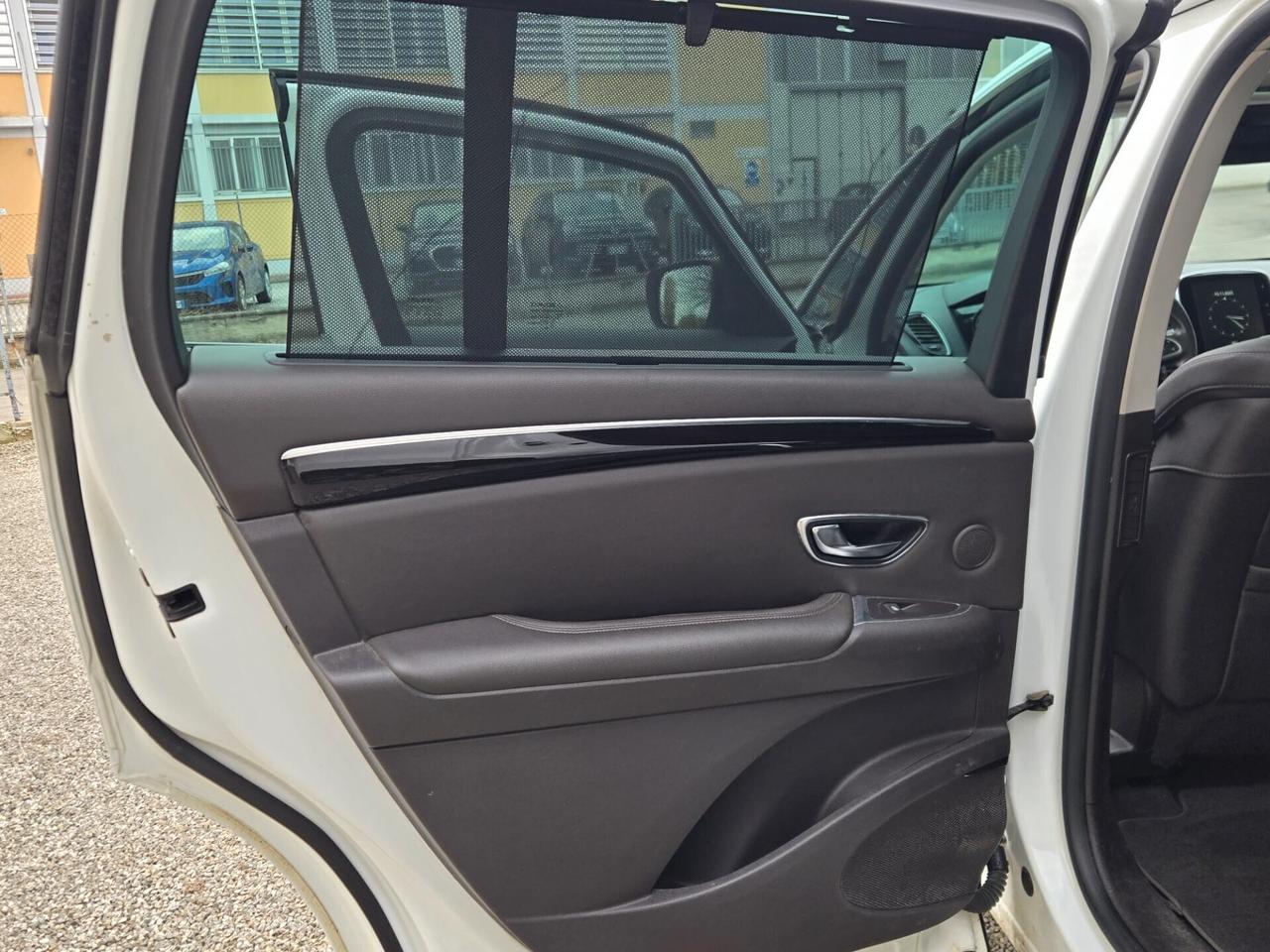 Renault Espace dCi 160CV Energy Initiale Paris 4Control 7 POSTI