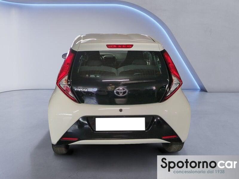 Toyota Aygo 1.0 VVT-i x-play
