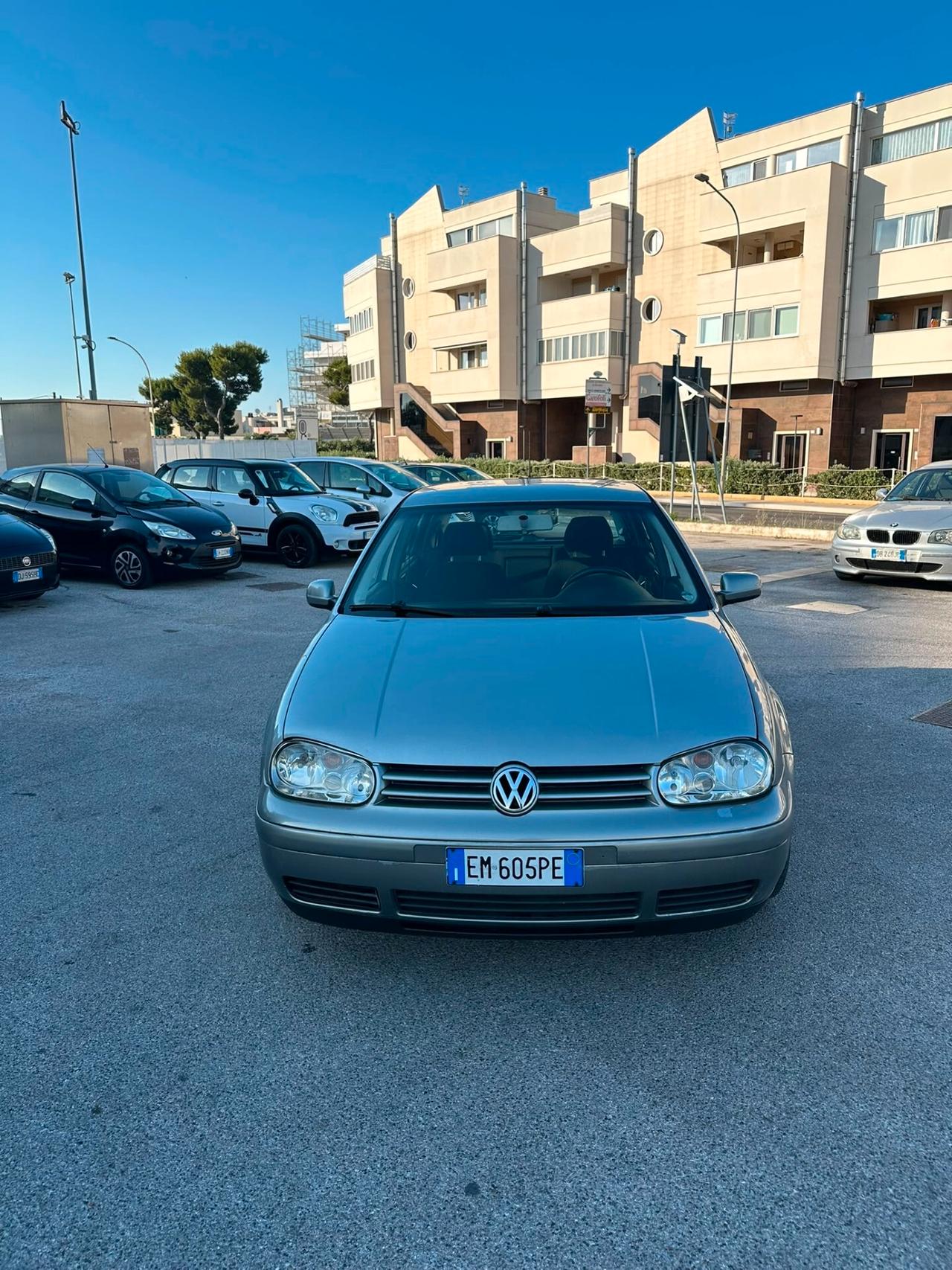 Volkswagen Golf 1.9 TDI/101 CV cat 5p. Time